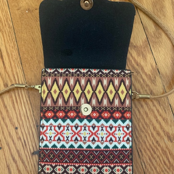 Geometric Print Mini Cross Body Bag - Picture 7 of 12